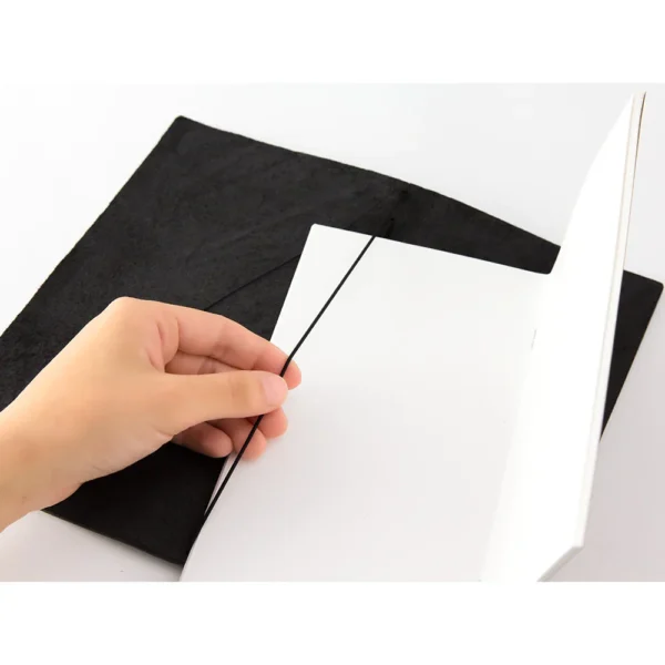 13714006_g_1024x1024_2e6191f9-1d19-4d08-9d6b-9a497d40de7a TRAVELER'S notebook | Regular | Black